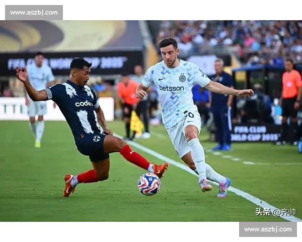 蒙特雷点球 5-3 胜纽约红牛，总比分 6-4 夺 2 分，霍尔、卡纳莱斯建功